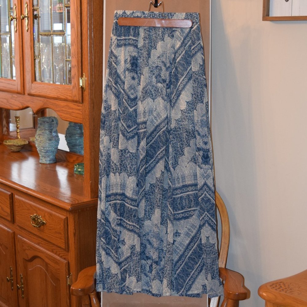 Abercrombie & Fitch Long Sheer Skirt - Size S